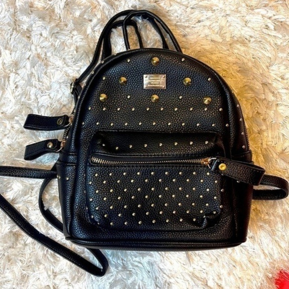 Jing Pi Ju Studded Faux Leather Zip Trendy Design Backpack Purse